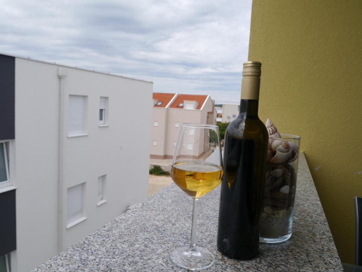 Nova Excellence Apartment Novalja Luaran gambar